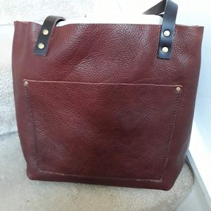 Portland Leather Medium Nutmeg Tote